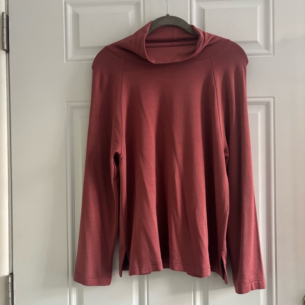NWT Lou & Grey Soft L/S Cowl Neck Lounge Top, Size XS